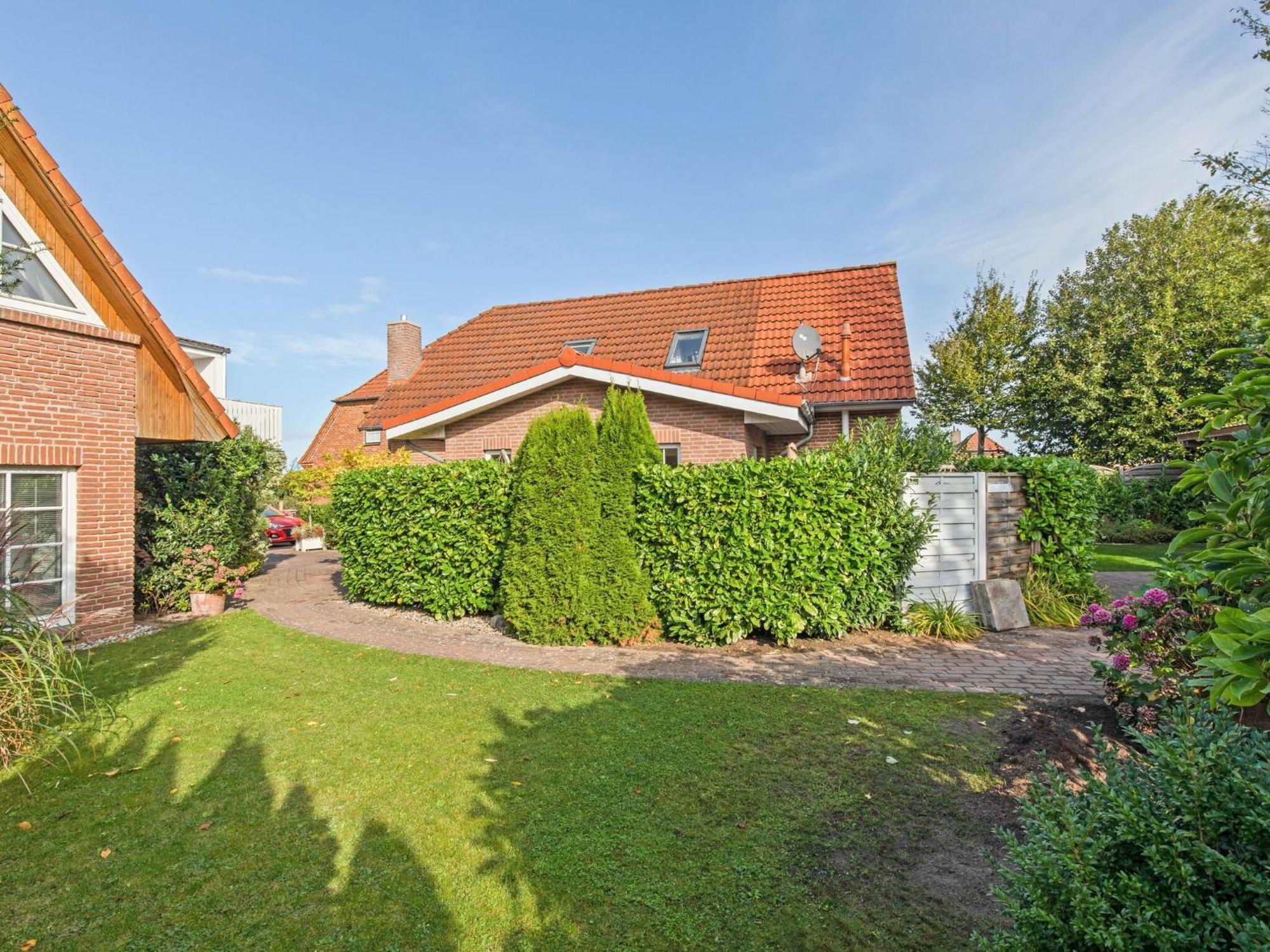 Enticing Holiday Home In Oldenburg With Garden Near Sea Dannau Exteriér fotografie