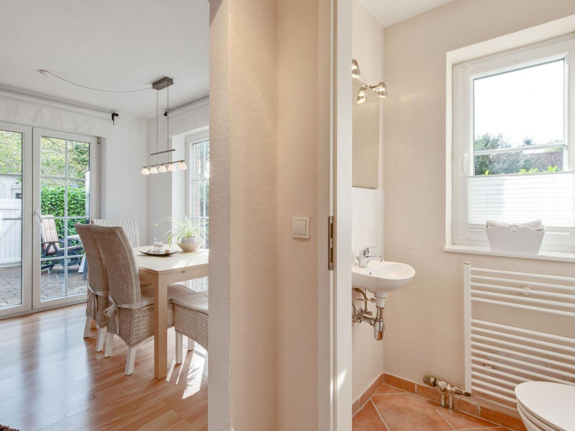 Enticing Holiday Home In Oldenburg With Garden Near Sea Dannau Exteriér fotografie
