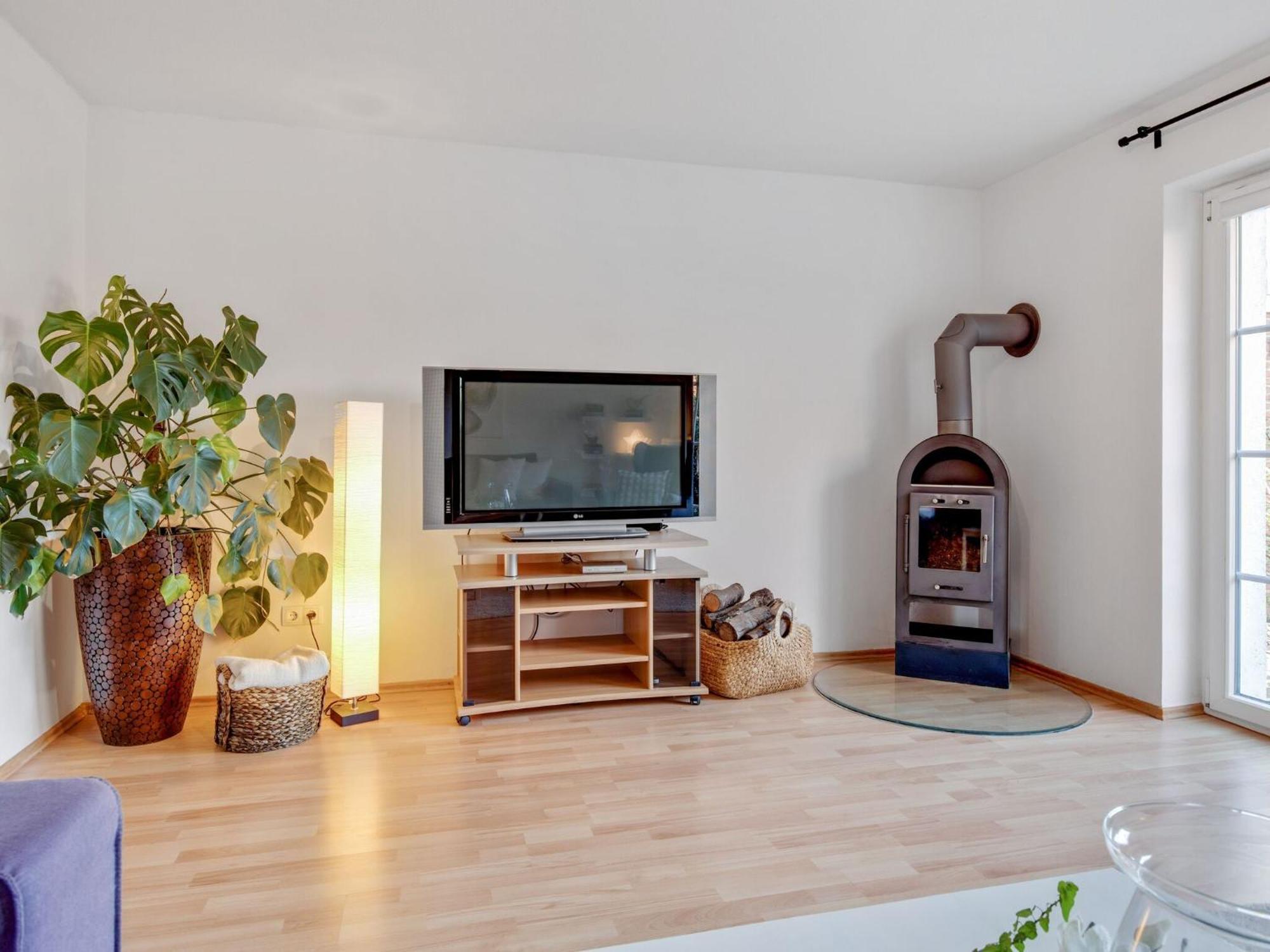 Enticing Holiday Home In Oldenburg With Garden Near Sea Dannau Exteriér fotografie